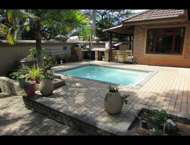 4 BEDROOM HOUSE FOR SALE IN WHITE RIVER EXT 18
